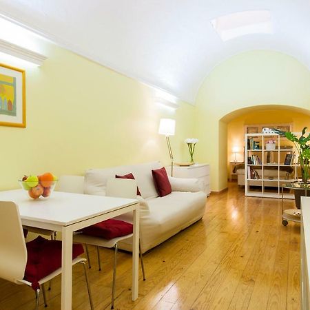 Joivy Chic Studio In Baixa, 5Mins To Arco Da Rua Augusta Apartment ลิสบอน ภายนอก รูปภาพ